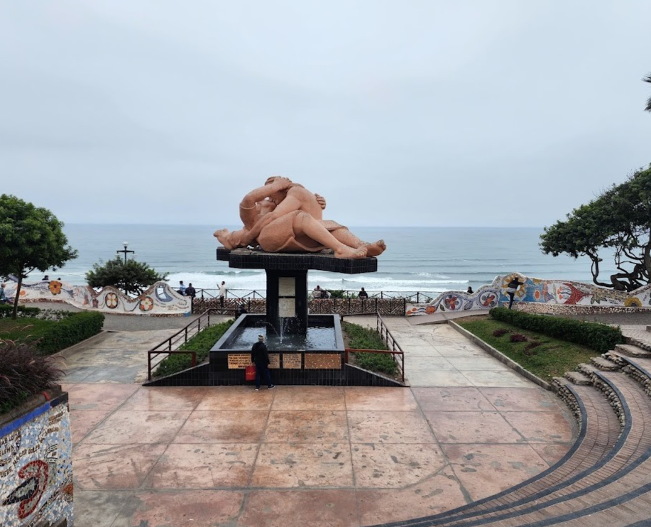 Love Park (Parque del Amor) in Lima with mosaic walls and ocean view